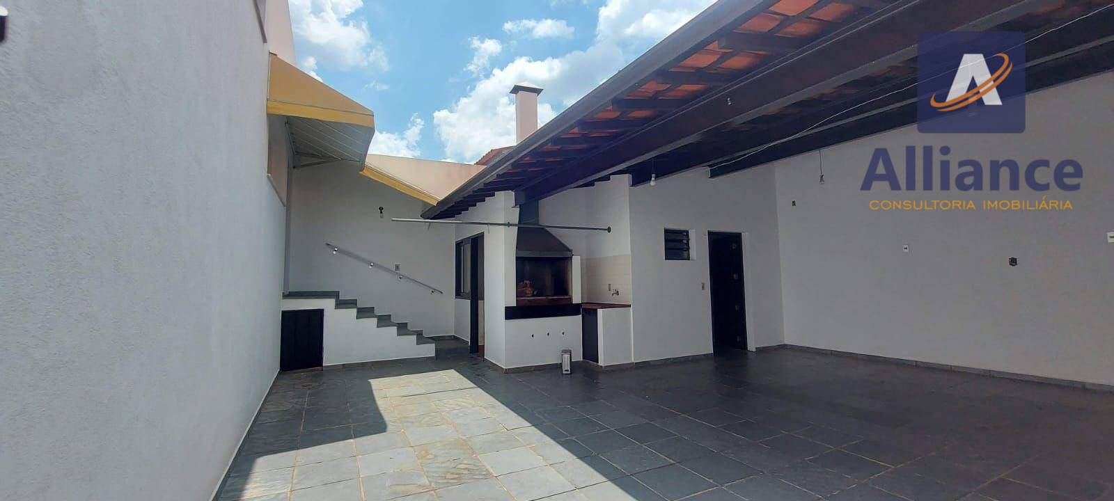 Casa à venda e aluguel com 3 quartos, 230m² - Foto 23