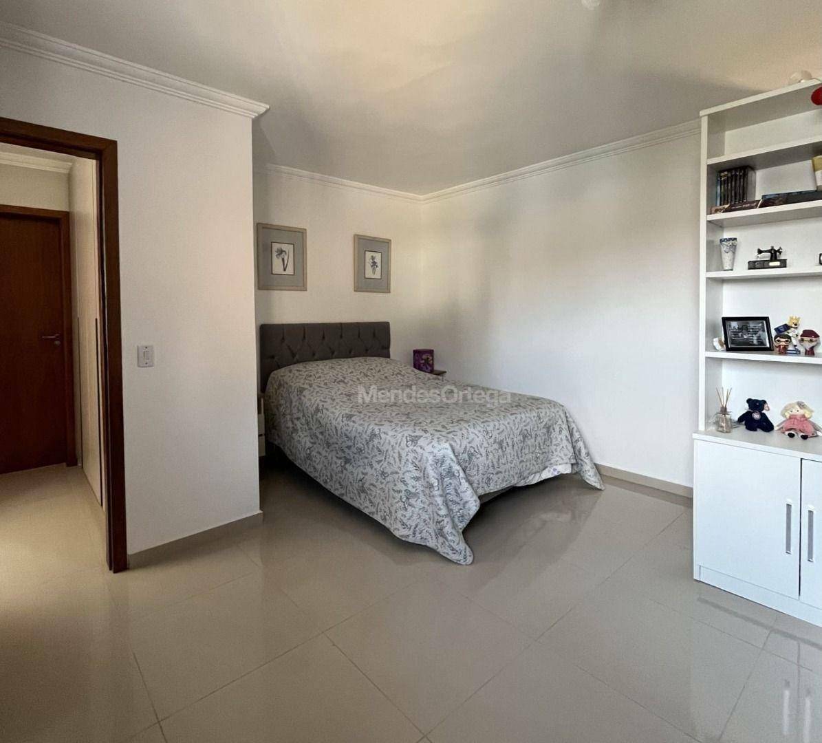 Chácara à venda com 6 quartos, 527m² - Foto 14