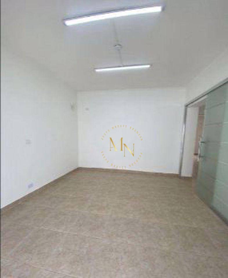 Casa para alugar com 2 quartos, 200m² - Foto 8