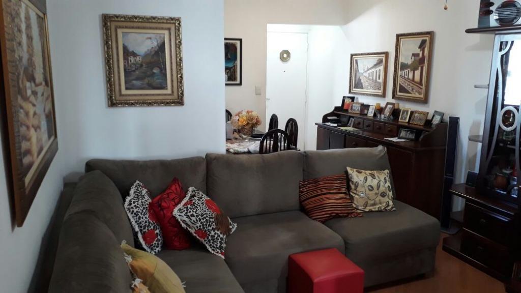 Apartamento à venda com 2 quartos, 70m² - Foto 7