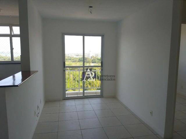 Apartamento à venda com 2 quartos, 50m² - Foto 3