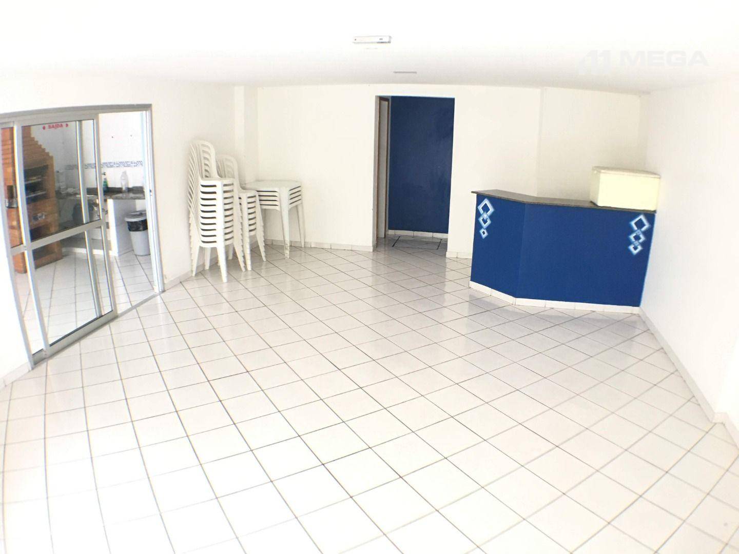 Apartamento à venda com 2 quartos, 77m² - Foto 1