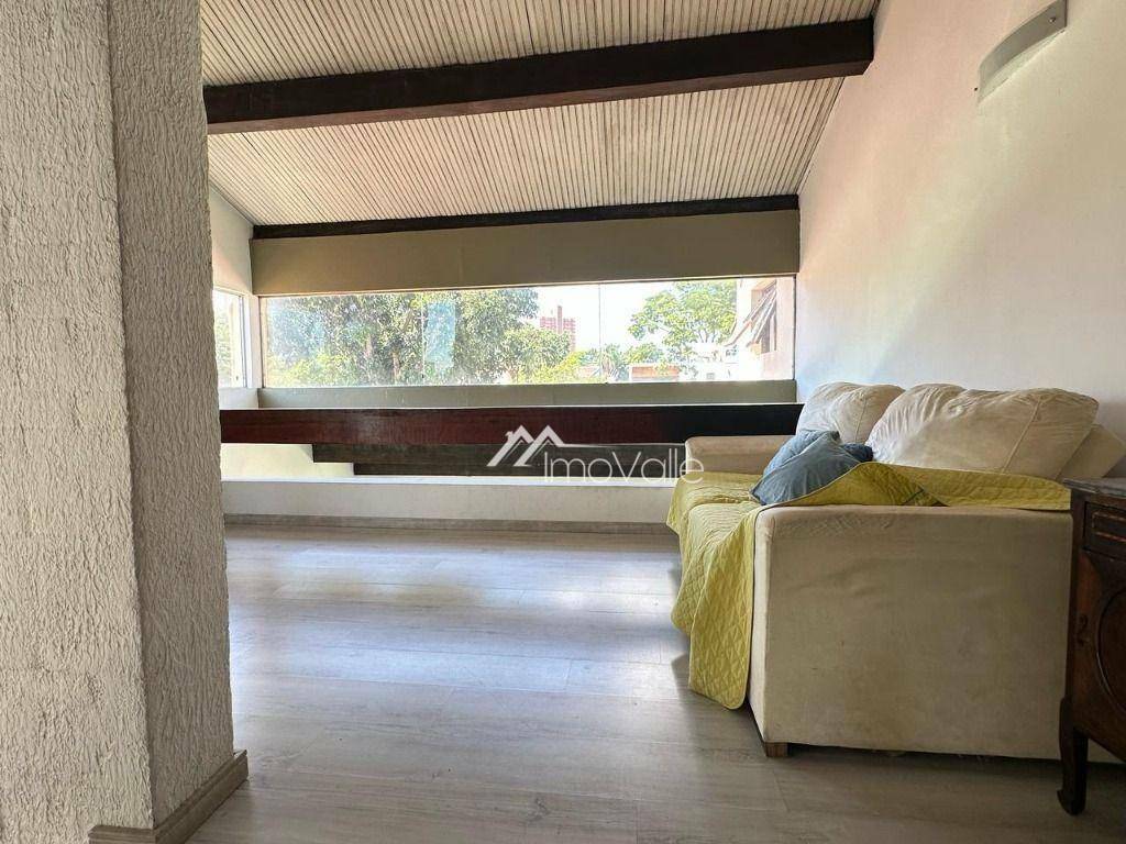 Casa à venda e aluguel com 3 quartos, 375m² - Foto 20