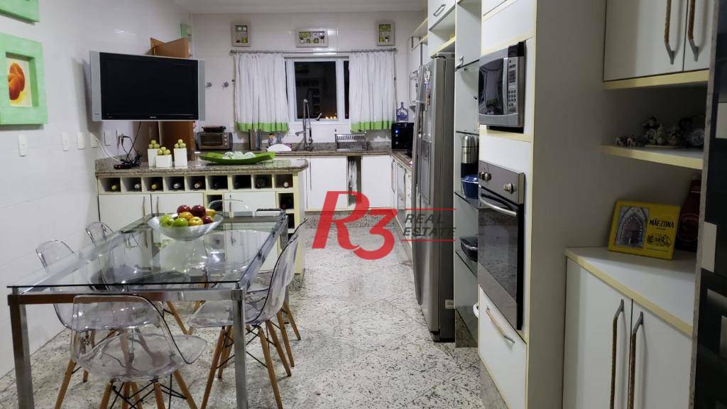 Apartamento à venda com 4 quartos, 232m² - Foto 4