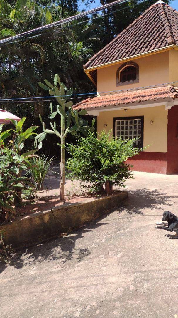 Casa à venda com 4 quartos, 297m² - Foto 14