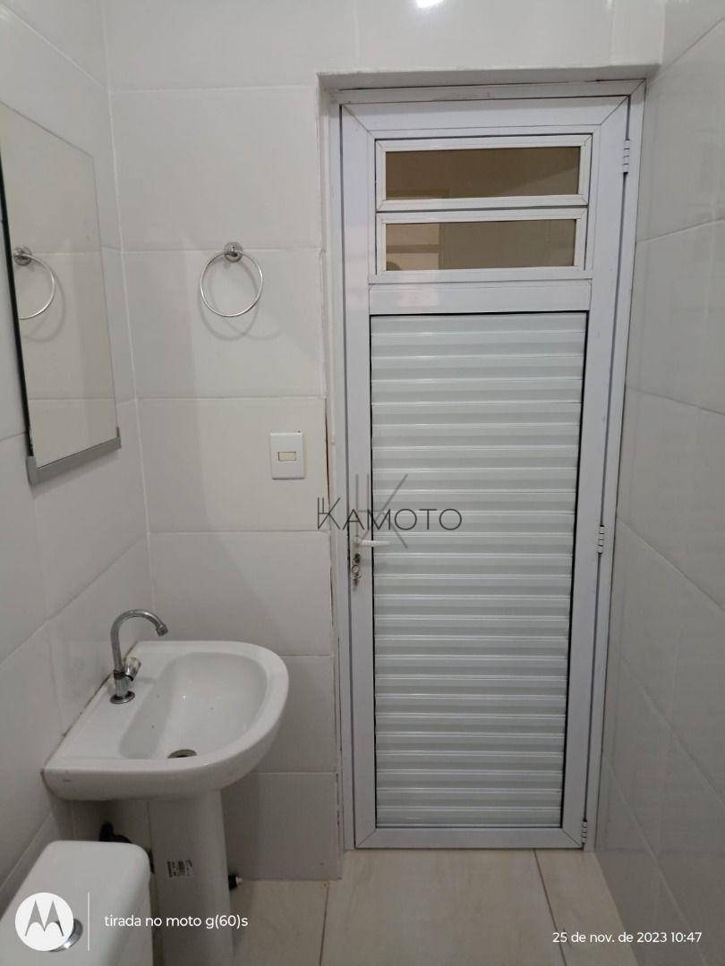 Sobrado à venda com 3 quartos, 300m² - Foto 3