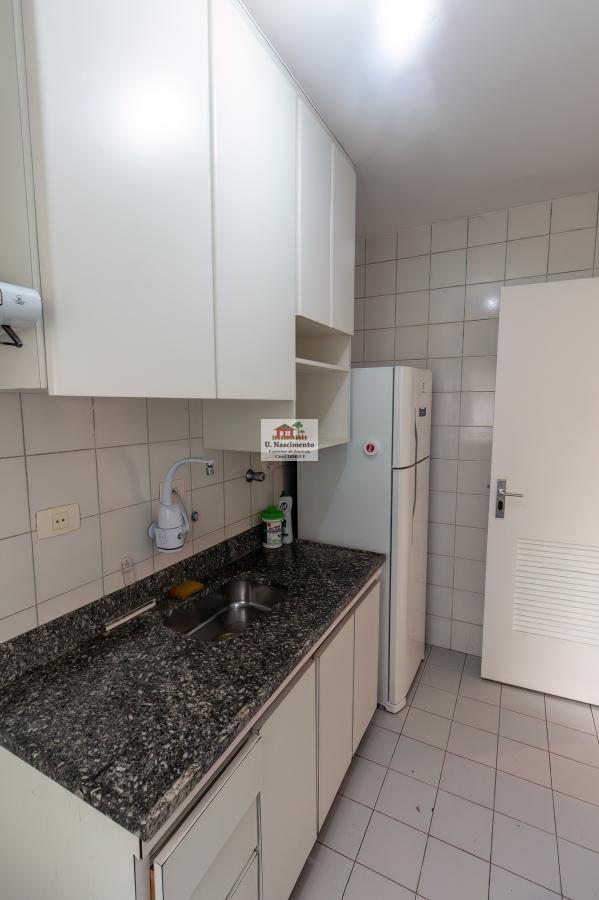 Apartamento para alugar com 1 quarto, 45m² - Foto 12