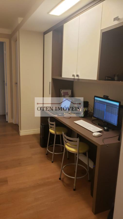 Apartamento à venda com 3 quartos, 190m² - Foto 18