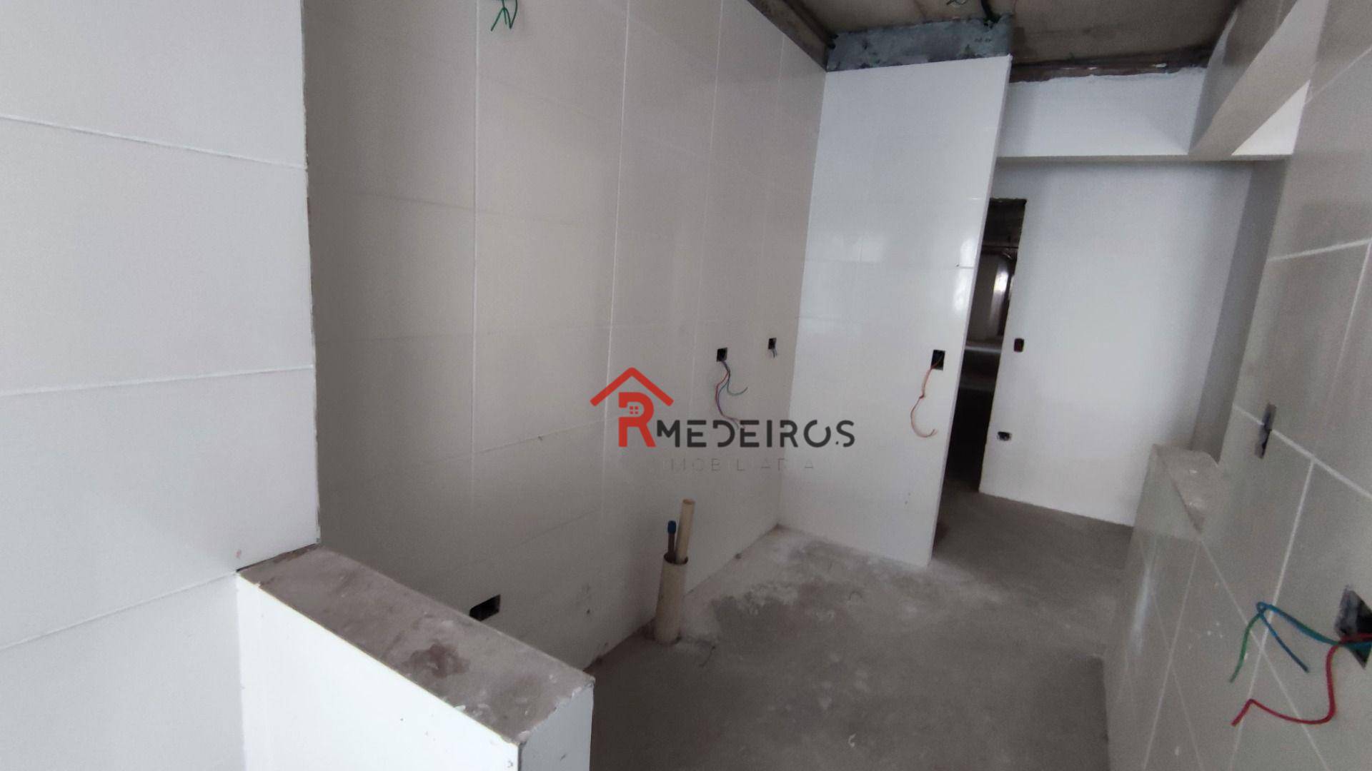 Apartamento à venda com 2 quartos, 80m² - Foto 4