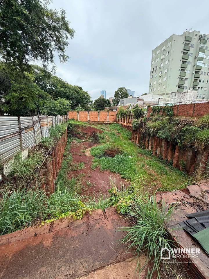 Terreno à venda, 599M2 - Foto 1