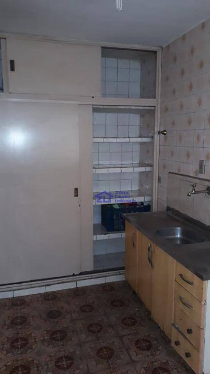 Casa à venda com 2 quartos, 100m² - Foto 27