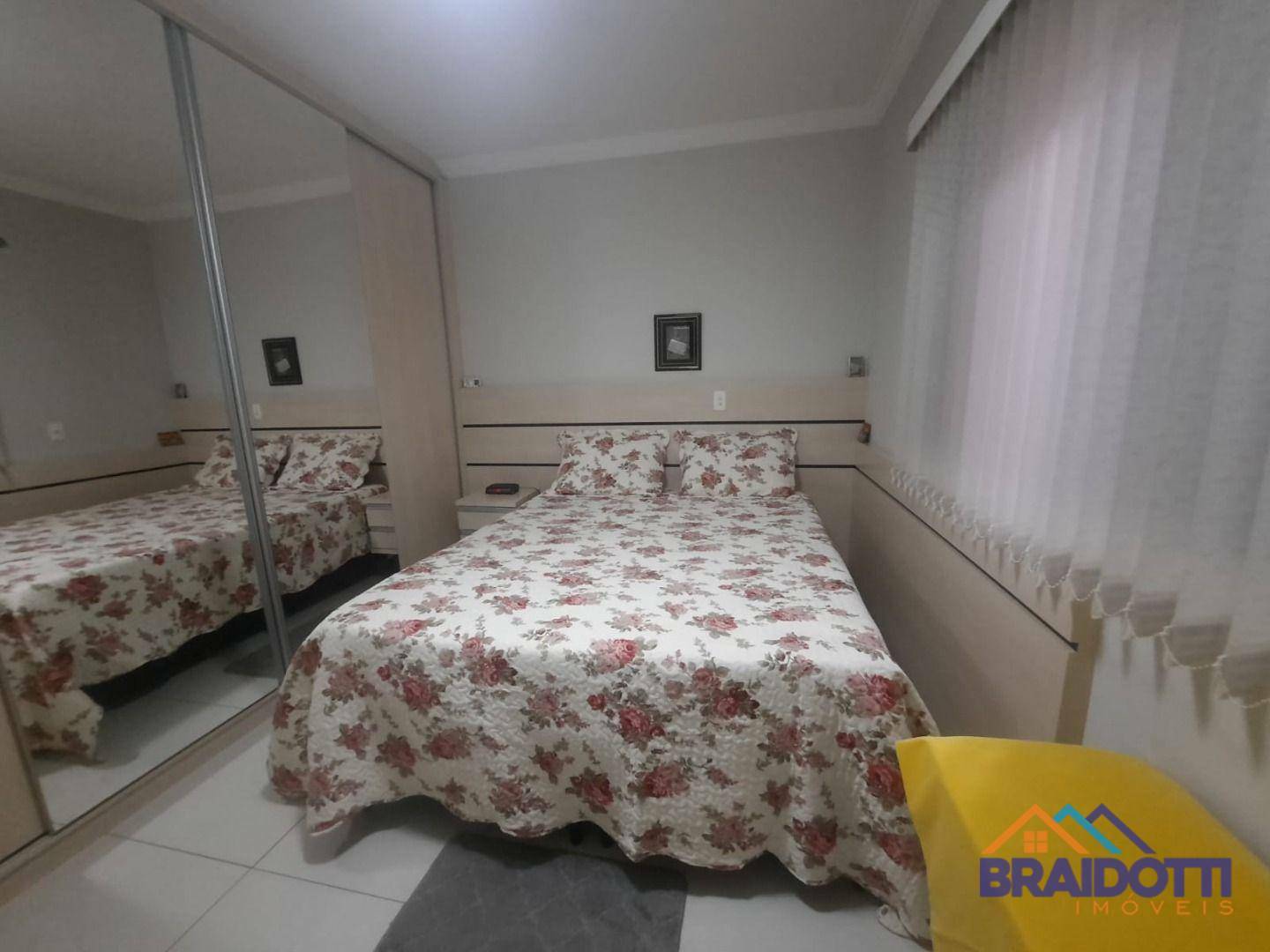 Casa à venda com 3 quartos, 130m² - Foto 9