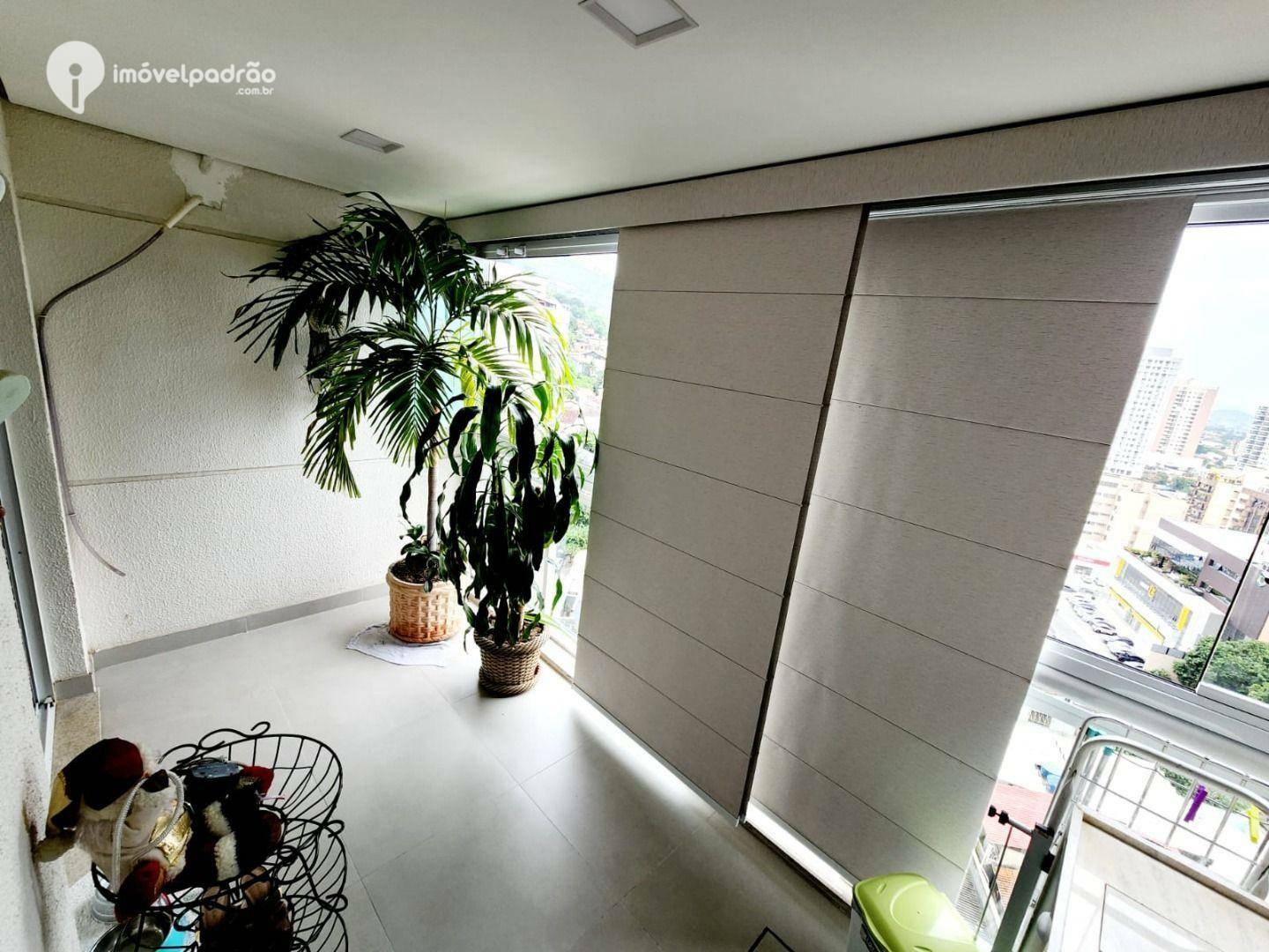 Apartamento à venda com 3 quartos, 84m² - Foto 15