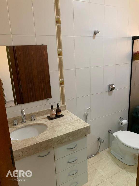 Casa de Condomínio à venda com 3 quartos, 200m² - Foto 17