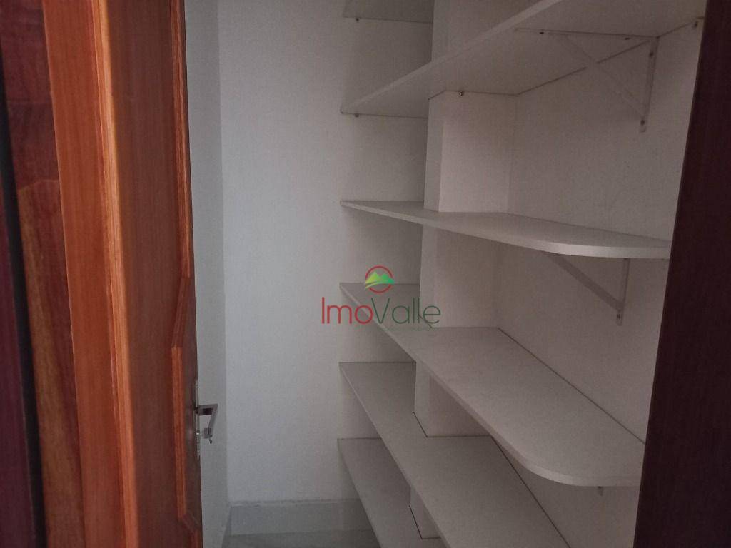 Casa de Condomínio à venda com 4 quartos, 360m² - Foto 15