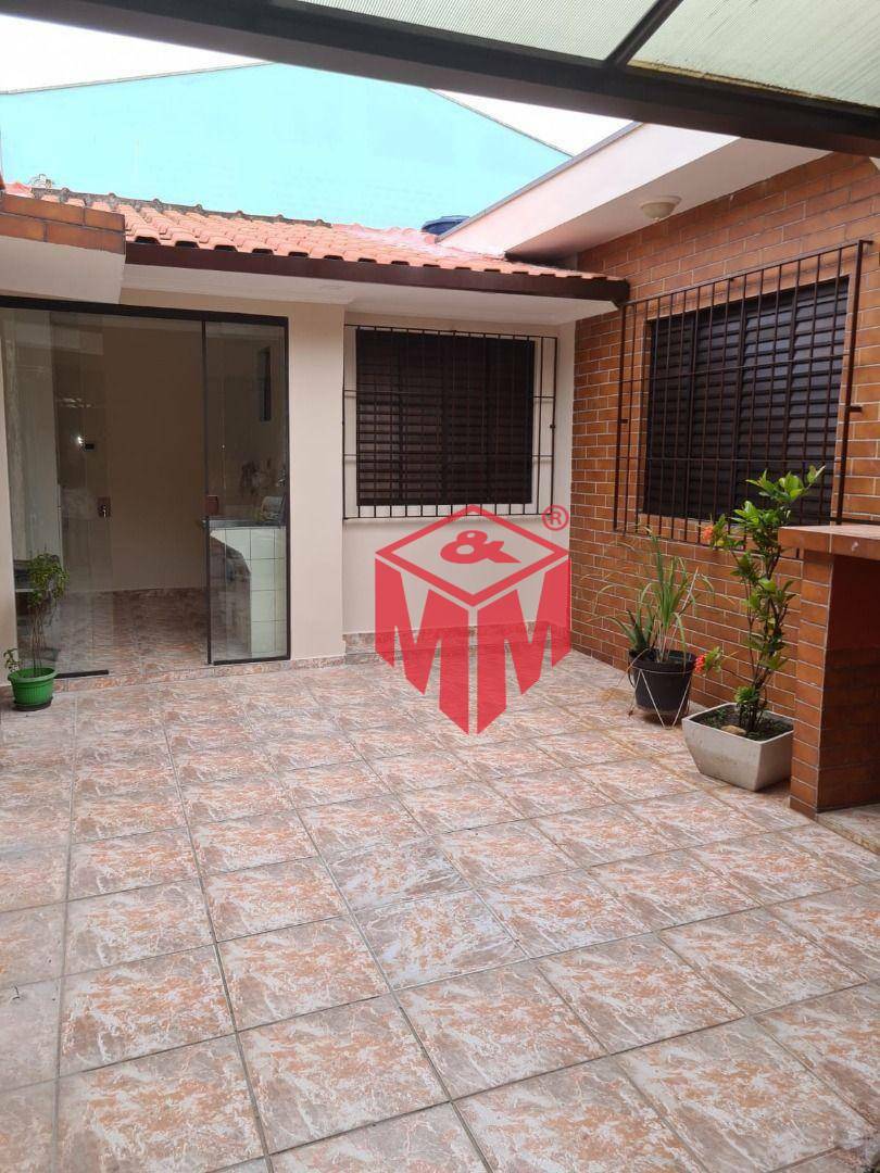 Casa à venda com 2 quartos, 145m² - Foto 2