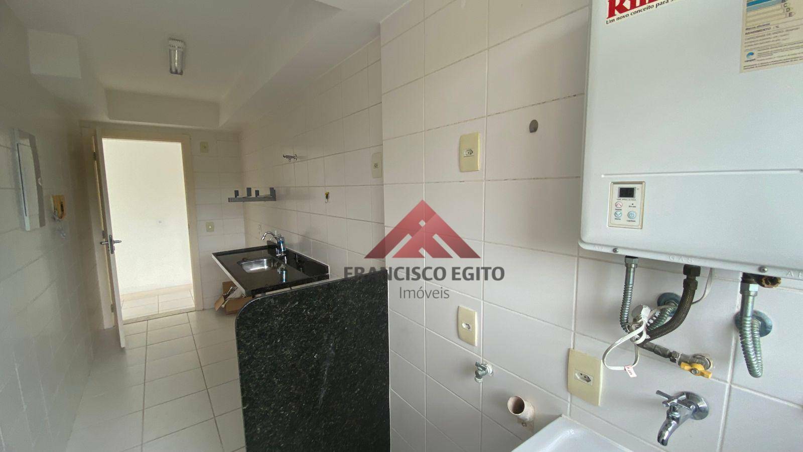 Apartamento à venda com 2 quartos, 66m² - Foto 13