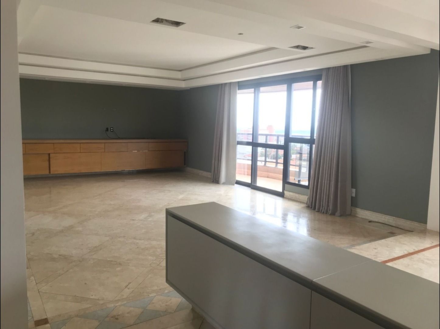 Apartamento para alugar com 4 quartos, 100m² - Foto 2