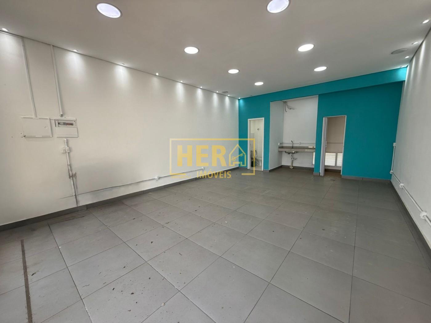 Prédio Inteiro para alugar, 47m² - Foto 3