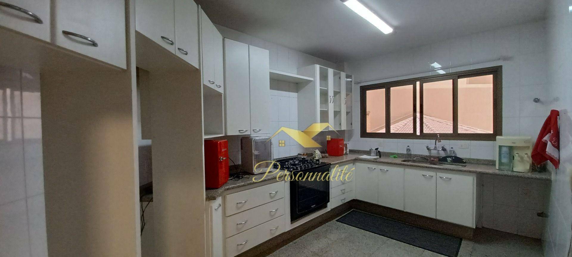 Apartamento à venda com 4 quartos, 253m² - Foto 9