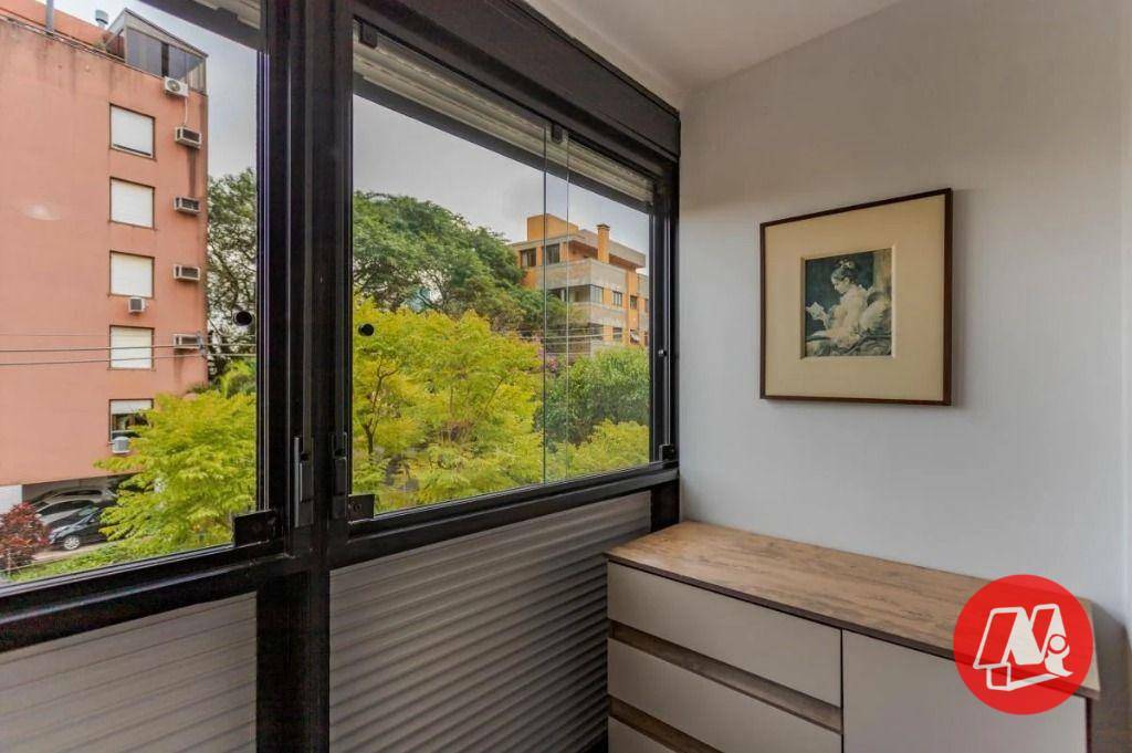 Apartamento para alugar com 3 quartos, 206m² - Foto 16