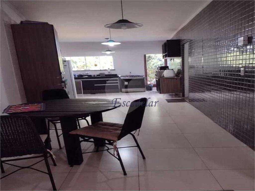 Casa de Condomínio à venda com 3 quartos, 291m² - Foto 6