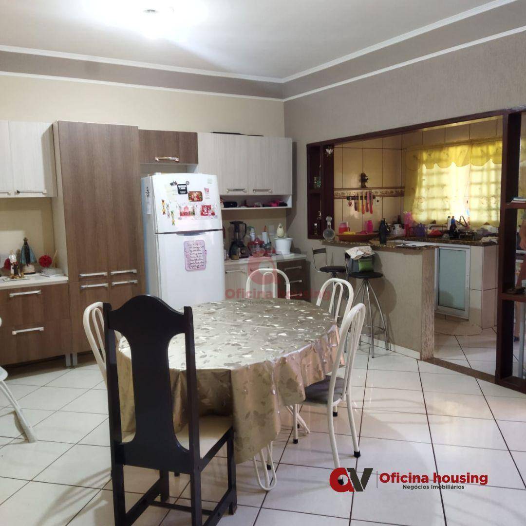 Sobrado à venda com 2 quartos, 170m² - Foto 18