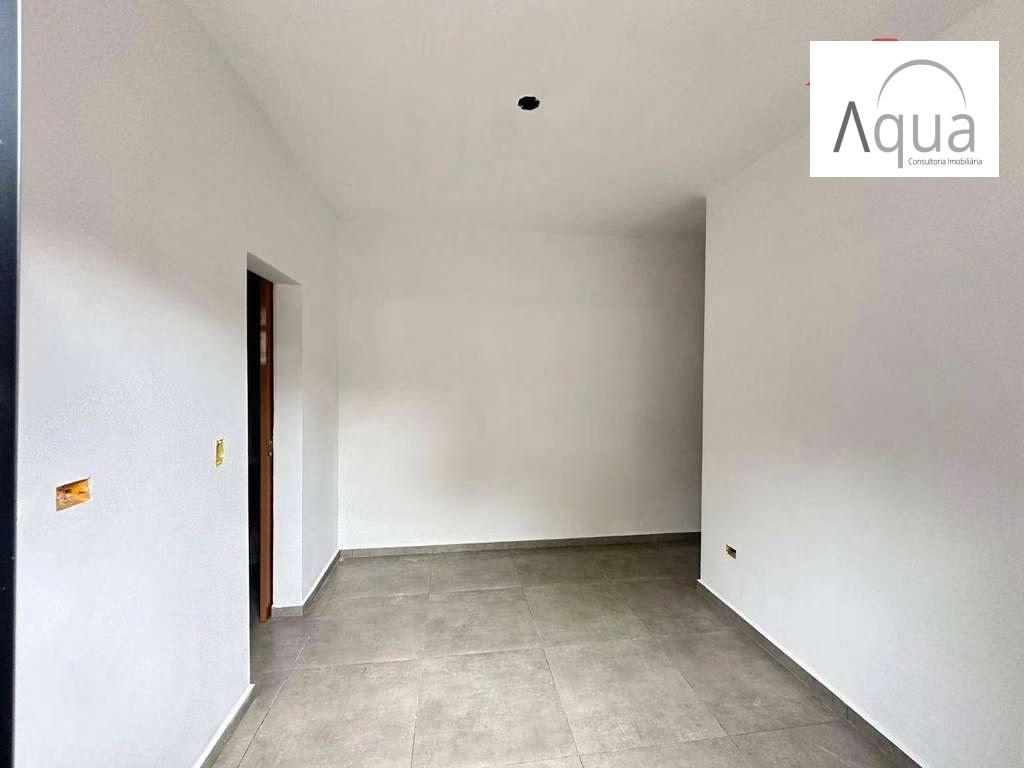 Casa à venda com 2 quartos, 125m² - Foto 8