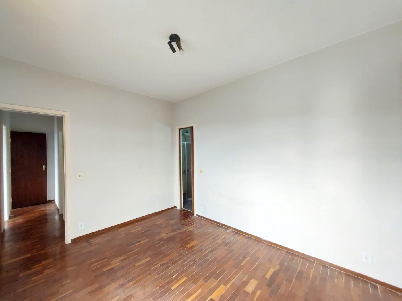 Apartamento para alugar com 2 quartos, 100m² - Foto 9