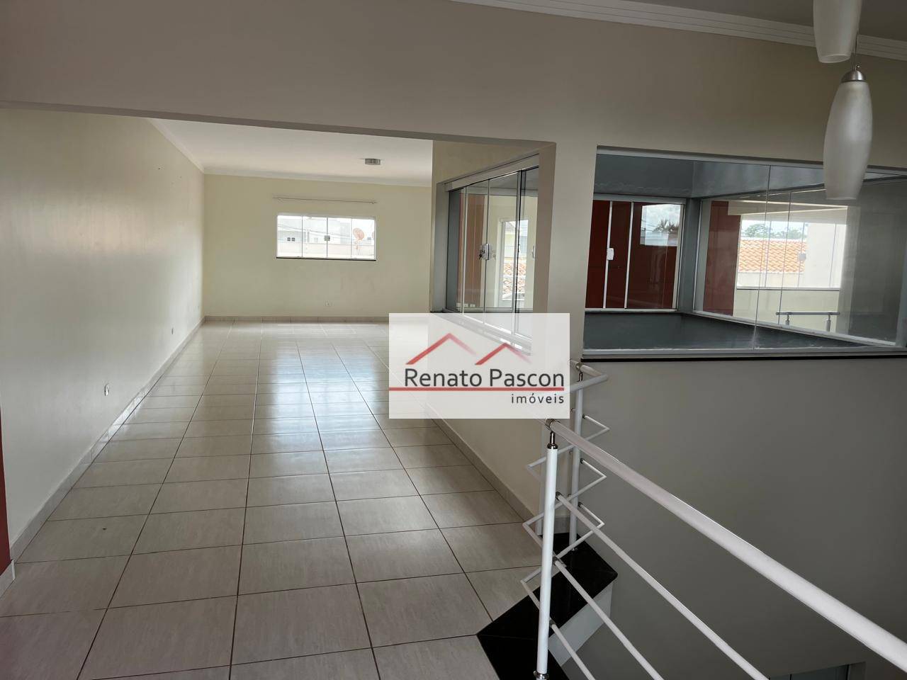 Casa à venda com 3 quartos, 309m² - Foto 9