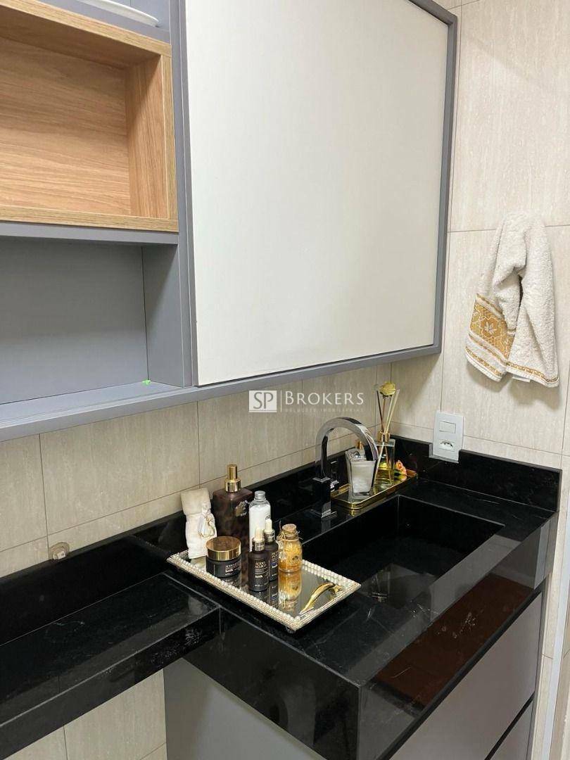 Apartamento à venda com 2 quartos, 77m² - Foto 28