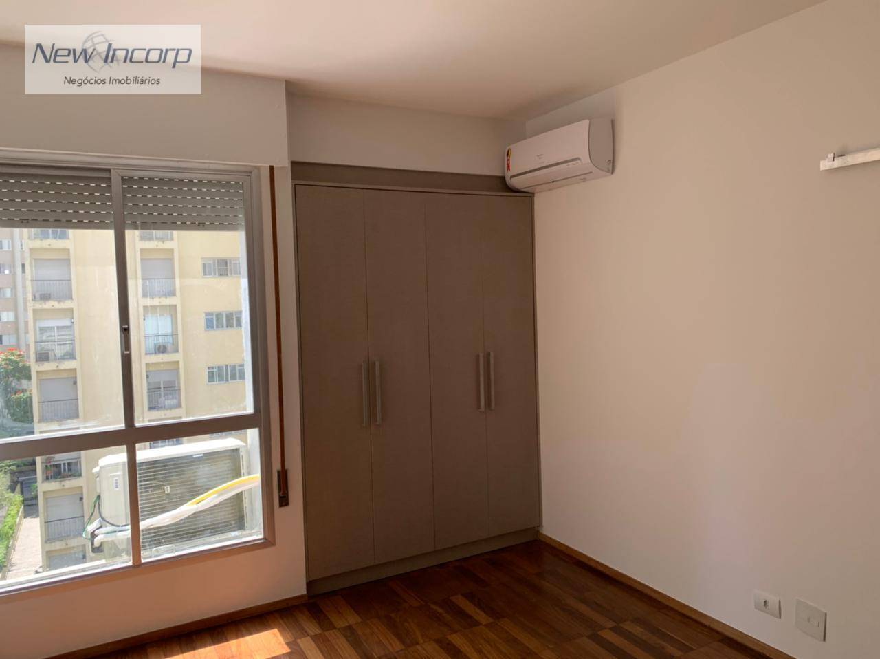 Apartamento à venda com 3 quartos, 182m² - Foto 14