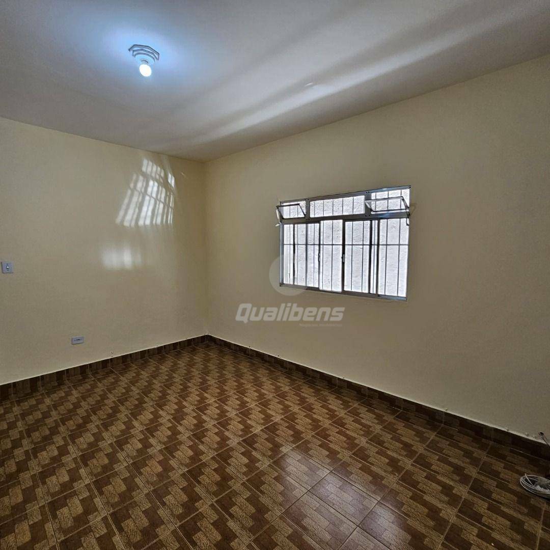 Casa à venda com 3 quartos, 304m² - Foto 5