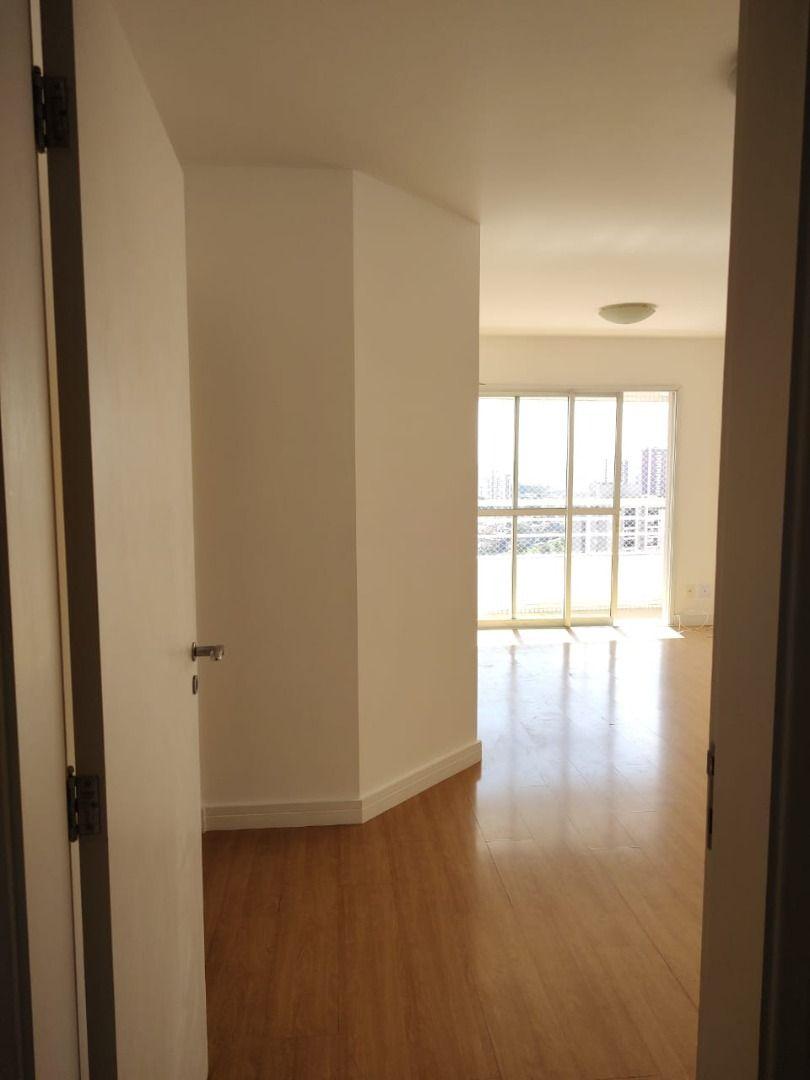 Apartamento para alugar com 3 quartos, 90m² - Foto 2