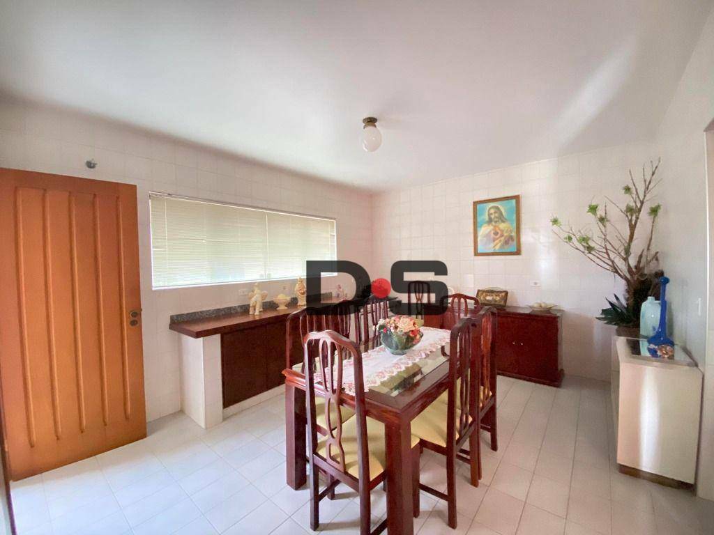 Sobrado à venda com 3 quartos, 185m² - Foto 4