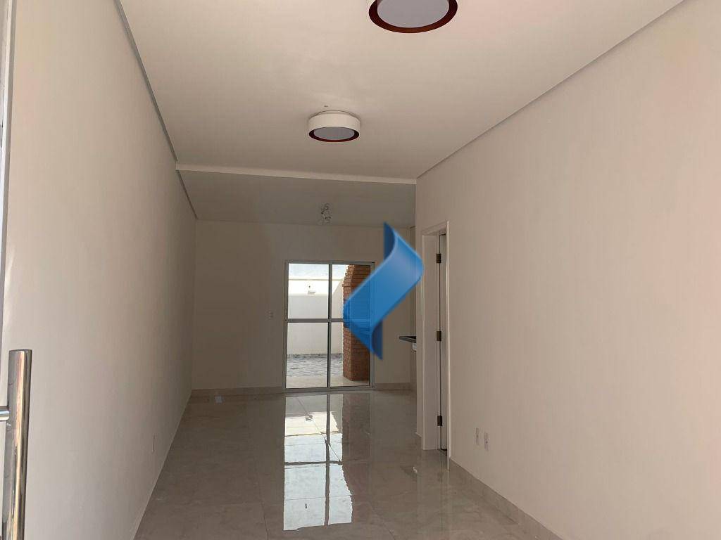 Casa à venda com 2 quartos, 72m² - Foto 7