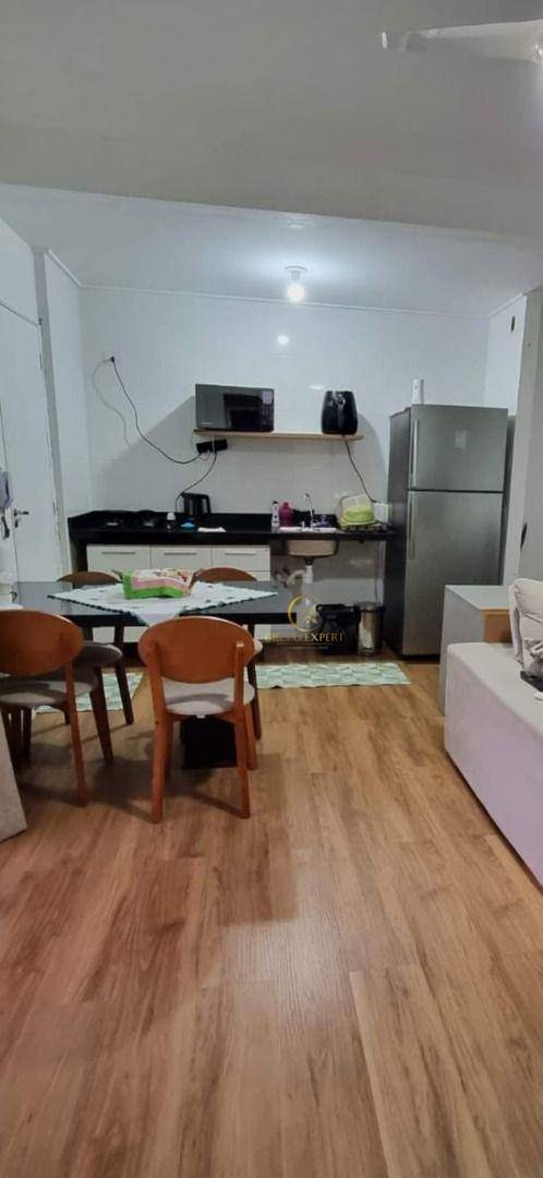 Apartamento à venda com 2 quartos, 62m² - Foto 5