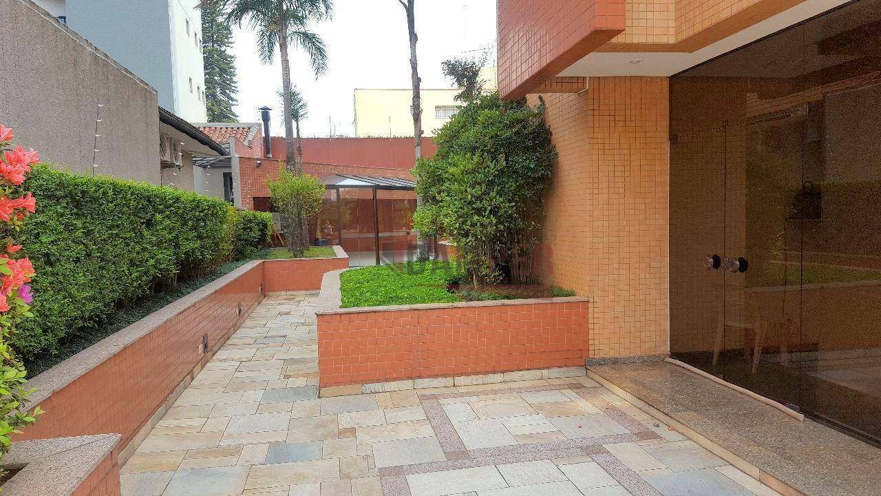 Apartamento para alugar com 3 quartos, 100m² - Foto 22
