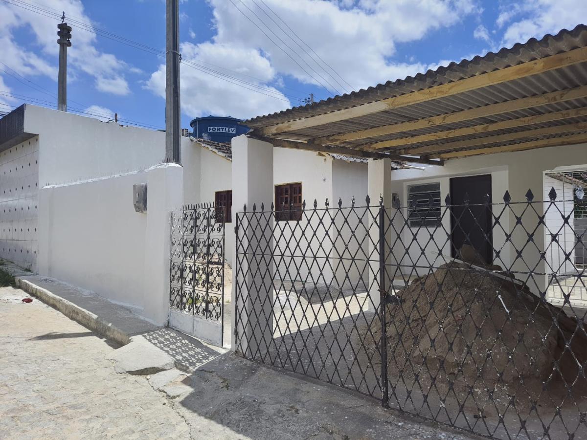 Casa à venda com 3 quartos, 200m² - Foto 3