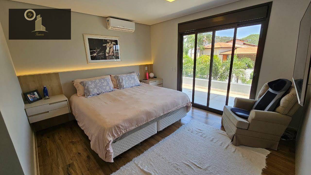 Casa de Condomínio à venda com 3 quartos, 330m² - Foto 45