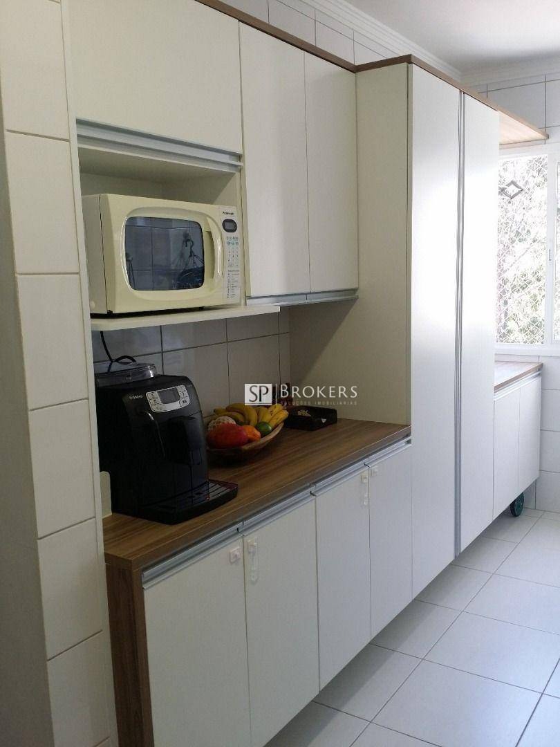 Apartamento à venda com 3 quartos, 154m² - Foto 11