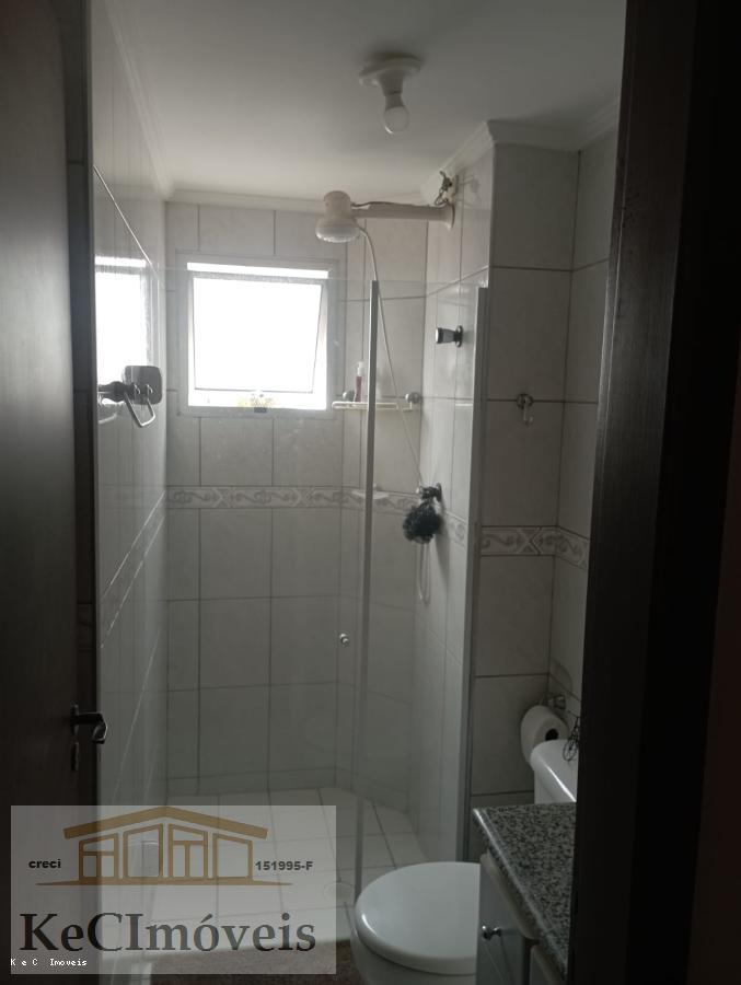 Apartamento à venda com 2 quartos, 72m² - Foto 12