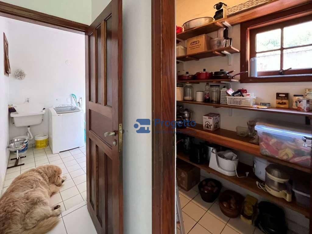 Casa de Condomínio à venda com 4 quartos, 600m² - Foto 32