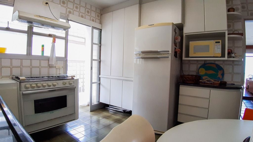 Apartamento à venda com 3 quartos, 130m² - Foto 20