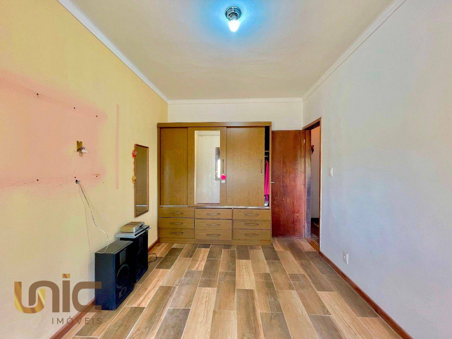 Casa à venda com 2 quartos, 100m² - Foto 9