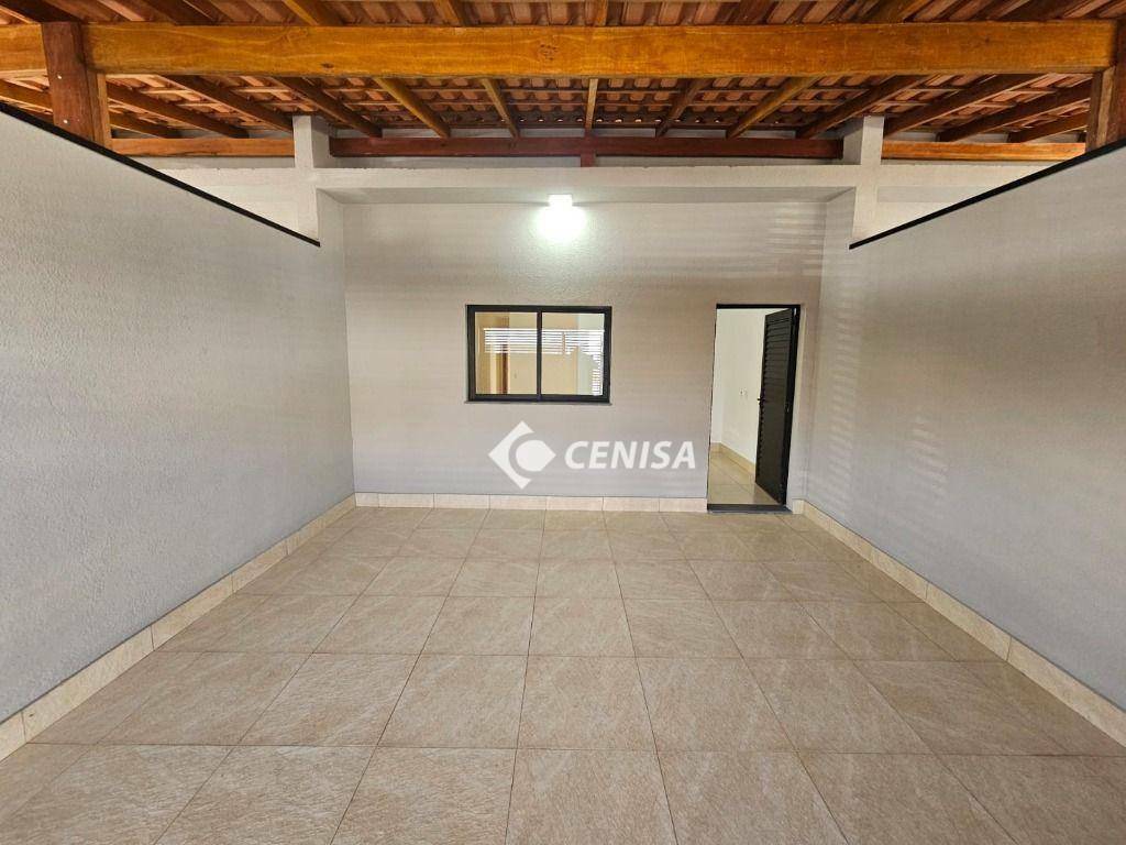 Casa à venda com 2 quartos, 89m² - Foto 1