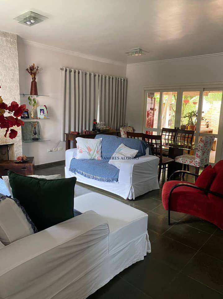 Casa à venda com 3 quartos, 260m² - Foto 6