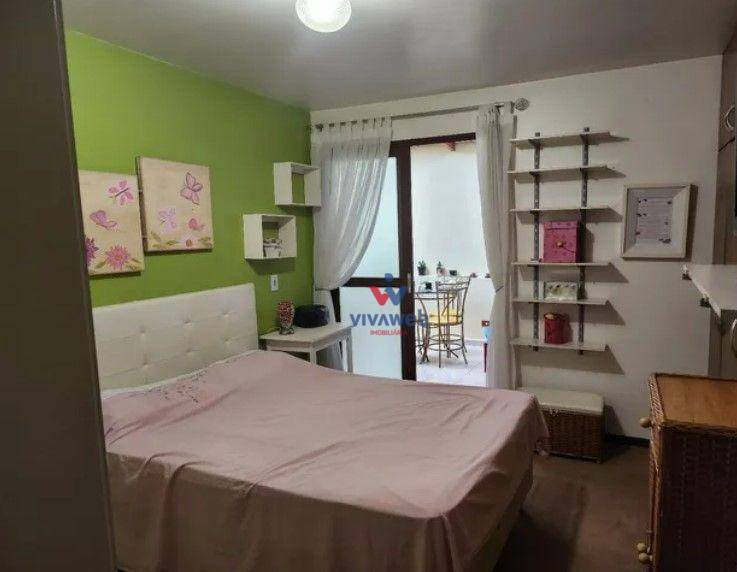 Casa à venda com 3 quartos, 300m² - Foto 17