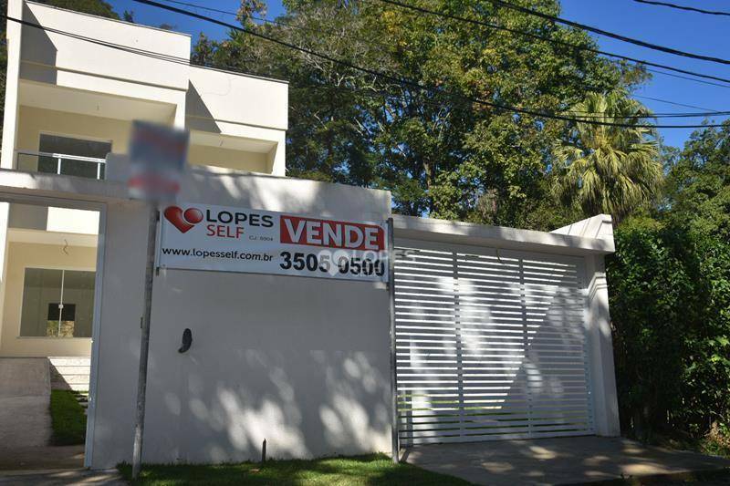 Casa de Condomínio à venda com 3 quartos, 243m² - Foto 2