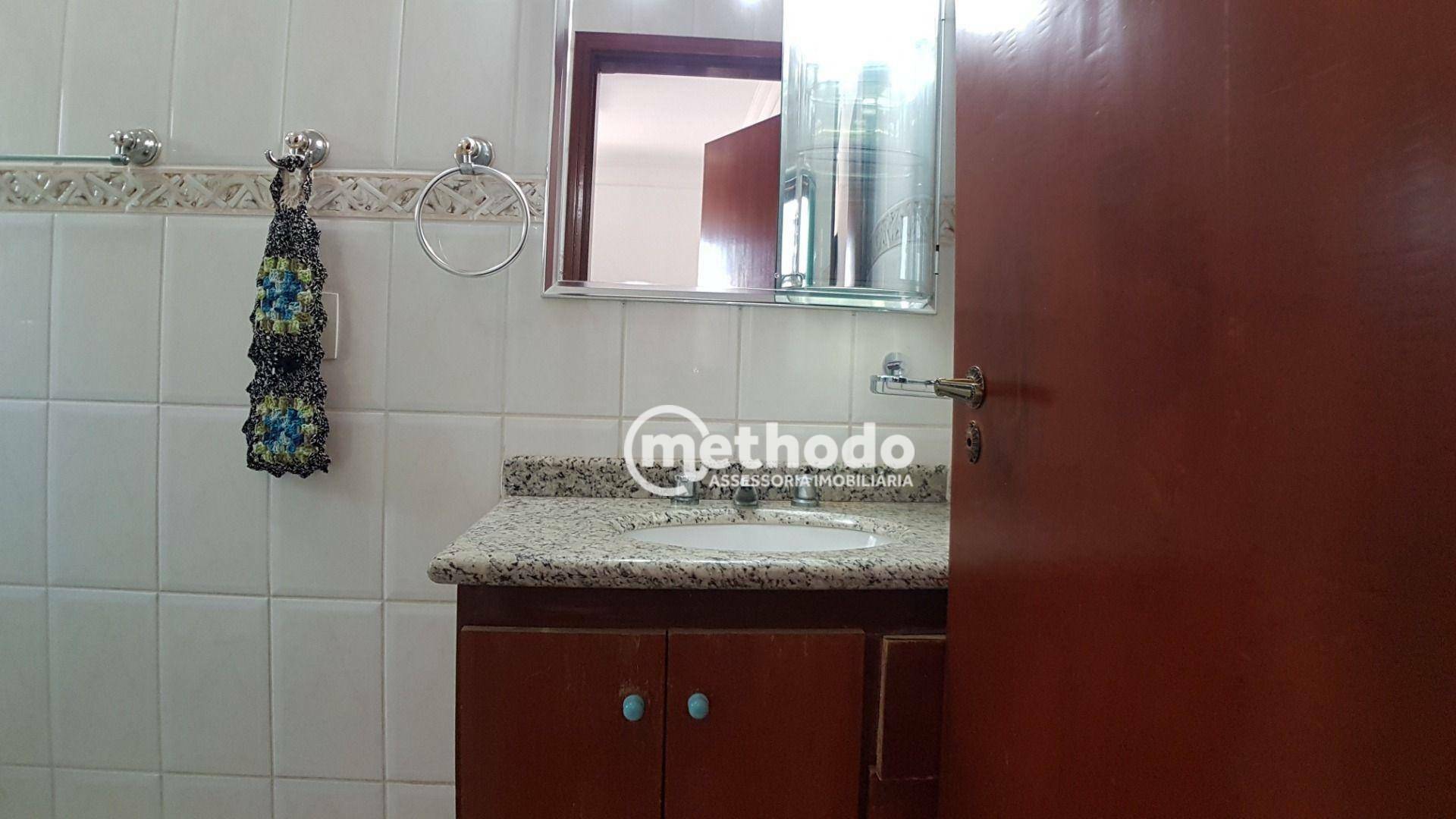 Casa à venda com 4 quartos, 289m² - Foto 45